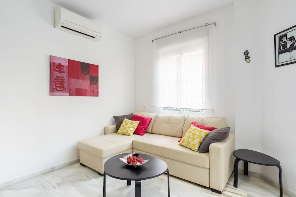 Appartamento Bright, Quiet And Ground Floor In The Center *