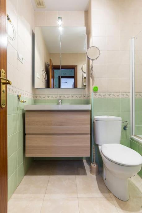 Appartamento Bright, Quiet And Ground Floor In The Center Málaga