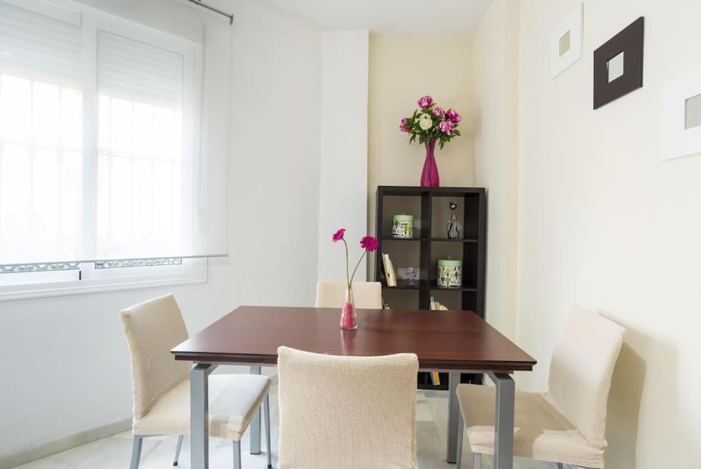 Appartamento Bright, Quiet And Ground Floor In The Center