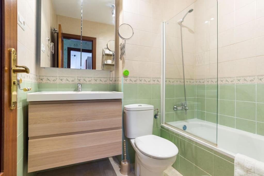 Bright, Quiet And Ground Floor In The Center Appartamento